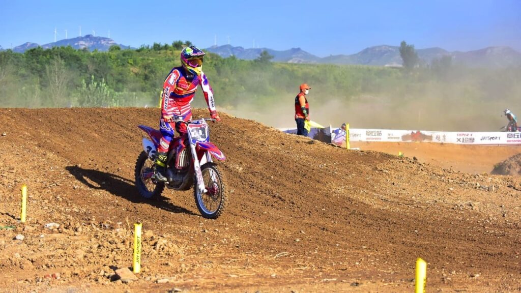 Chinese dirt bike in competition